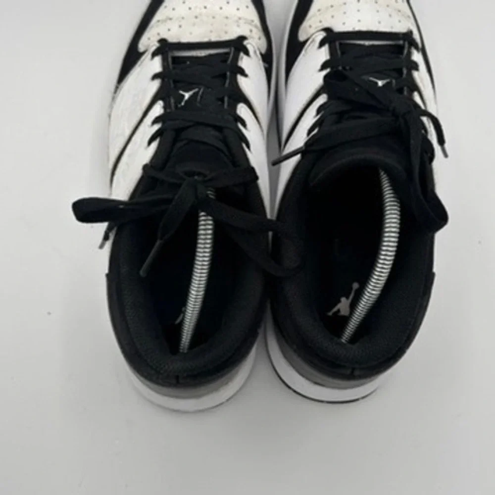 Nike Jordan Nu Retro 1 Low Mens Sz 11 Black White Wings Logo Basketball Sneaker
